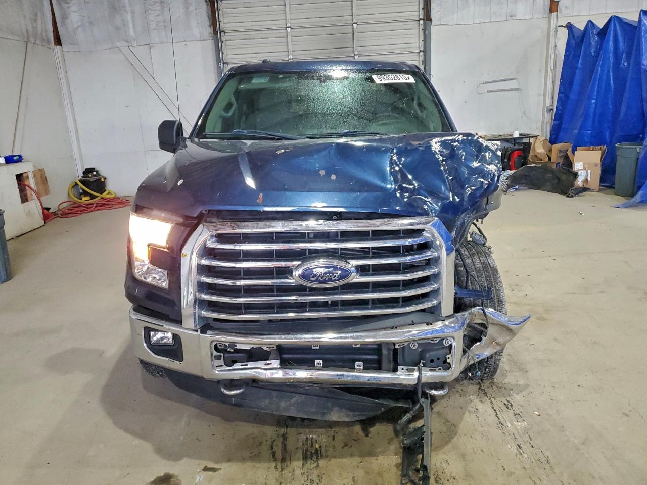 Ford F-150 Supercrew Image 6