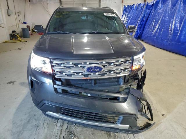 Ford Explorer Xlt Image 3