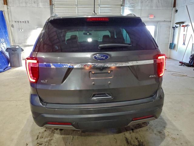 Ford Explorer Xlt Image 6