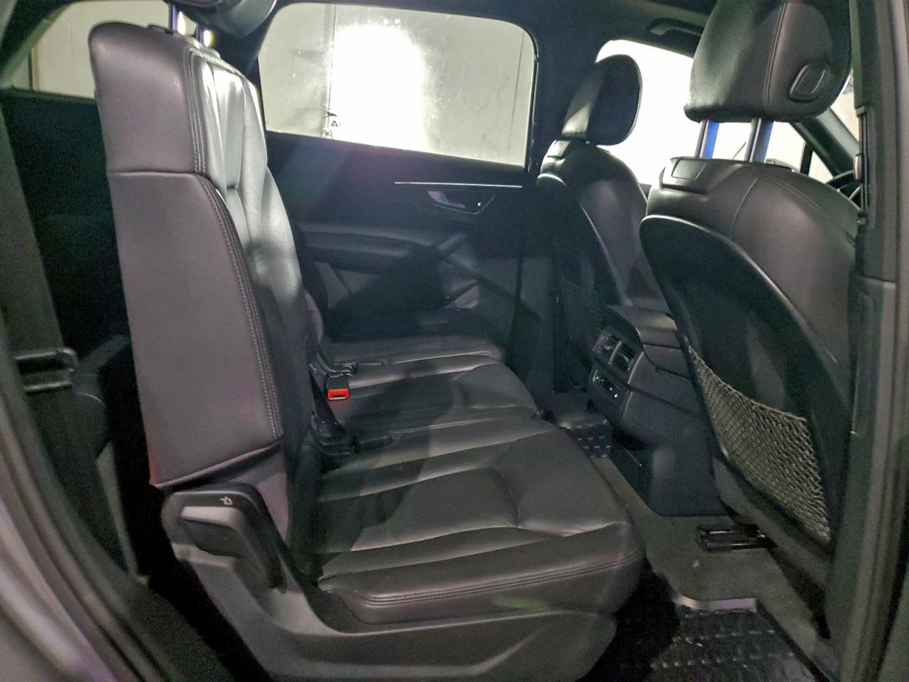 Audi Q7 Premium Plus Image 11