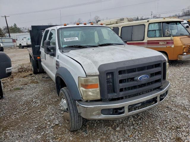 Ford F-550 Super Duty Image 3