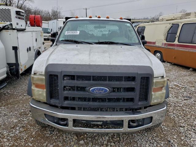 Ford F-550 Super Duty Image 12