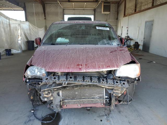 Chrysler Minivan Touring Image 2