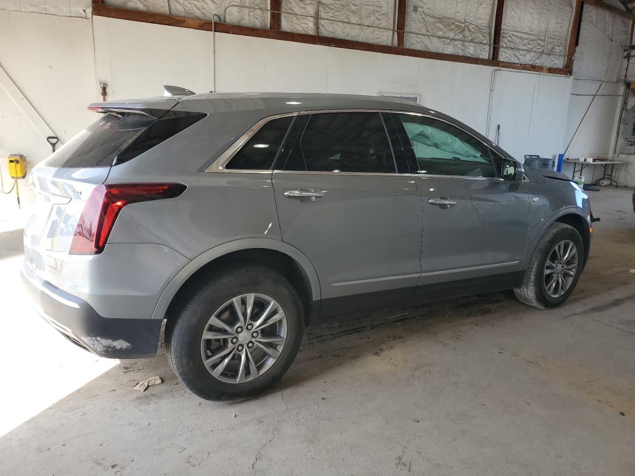 Cadillac XT5 Premium Luxury Image 2