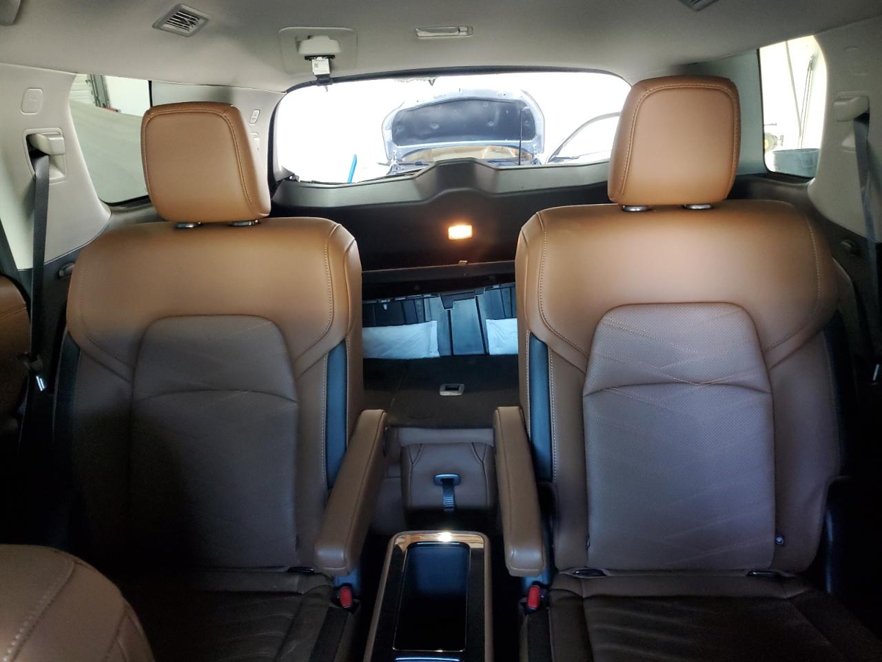 Nissan Pathfinder Platinum Image 13