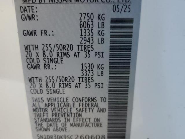 Nissan Pathfinder Platinum Image 10