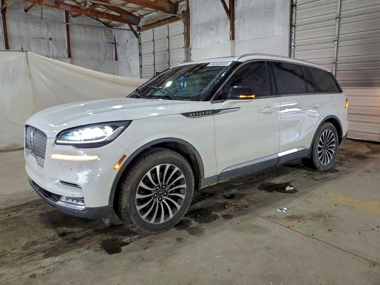 Lincoln Aviator Reserve Image 1