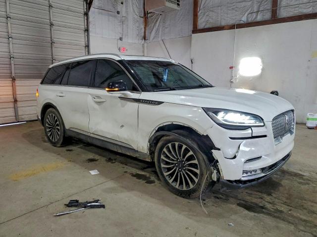 Lincoln Aviator Reserve Image 2