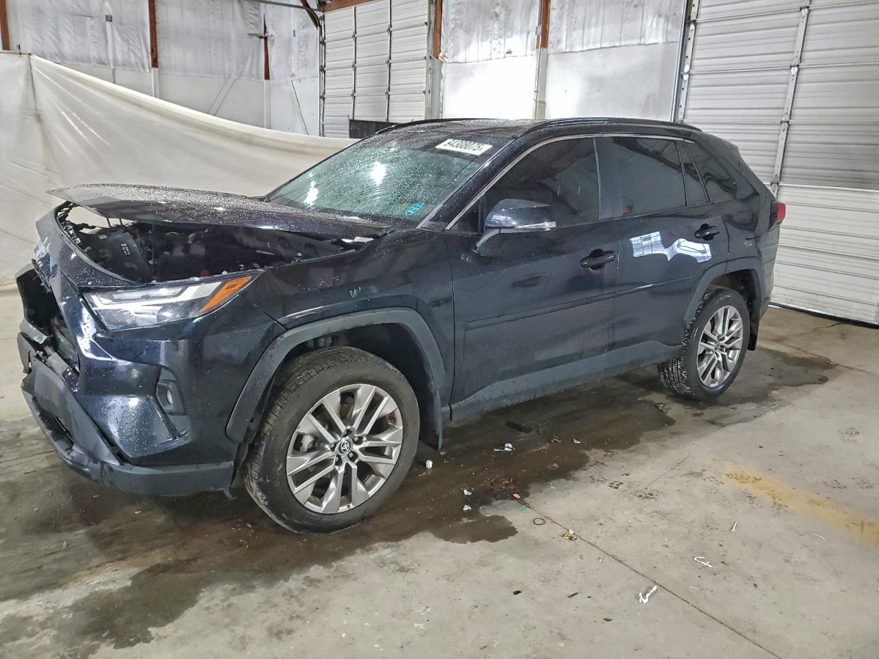 Toyota RAV4 Xle Premium Image 1