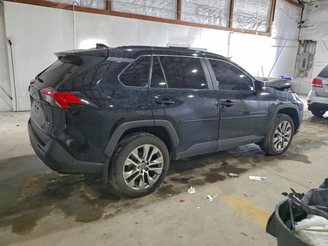 Toyota RAV4 Xle Premium Image 7