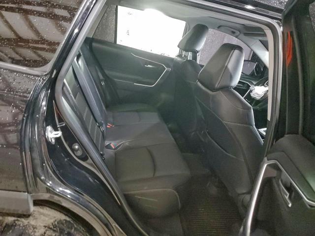 Toyota RAV4 Xle Premium Image 13