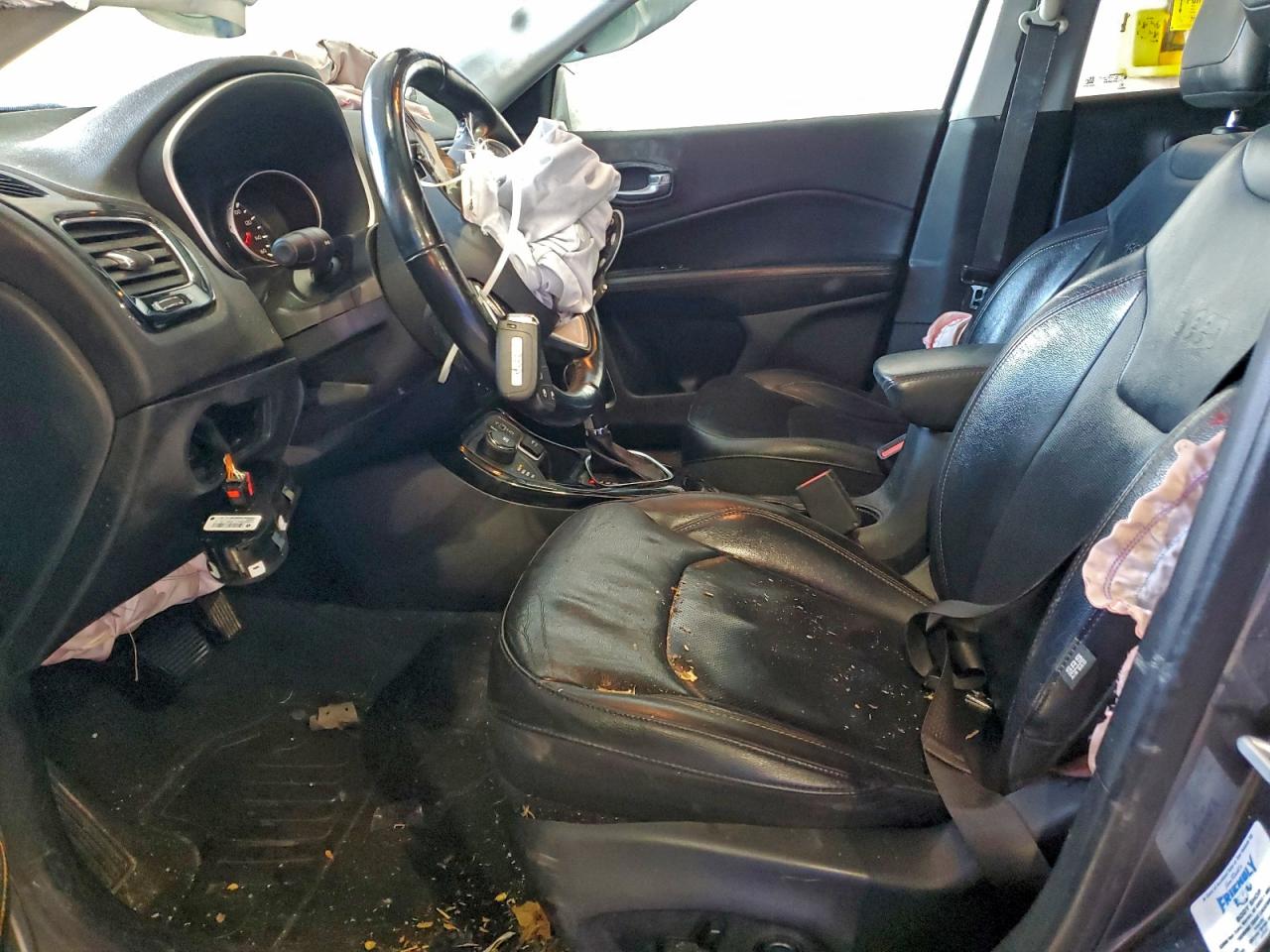 Jeep Compass Limited Image 11