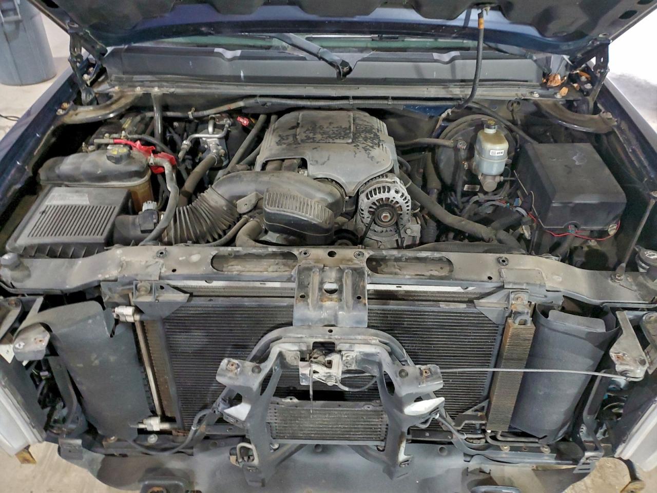 Chevrolet Silverado K1500 Lt Image 9