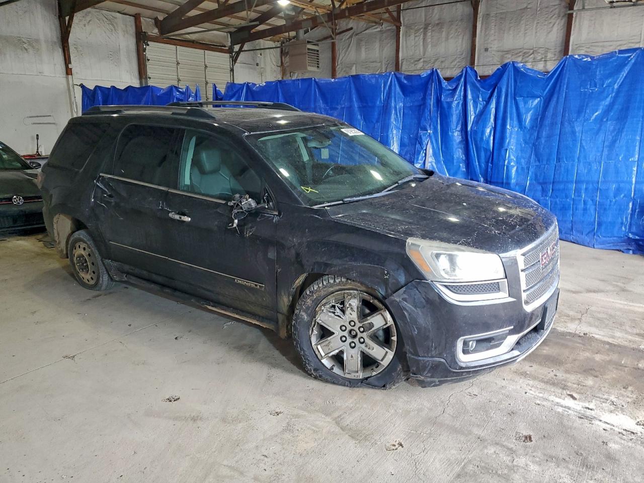 GMC Acadia Denali Image 4