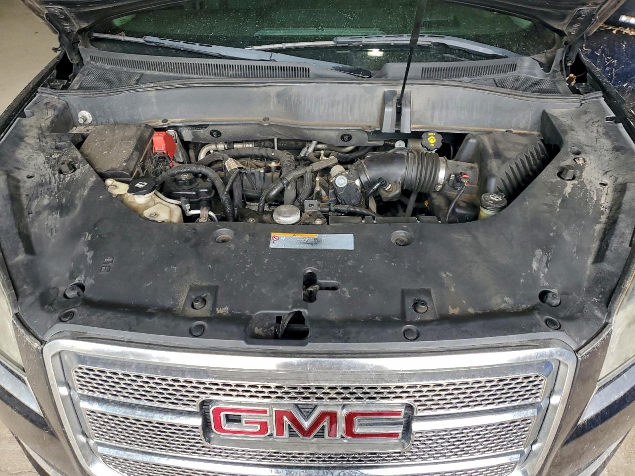 GMC Acadia Denali Image 6