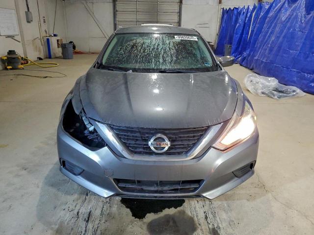 Nissan Altima 2.5 Image 9