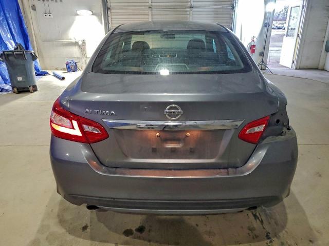 Nissan Altima 2.5 Image 5