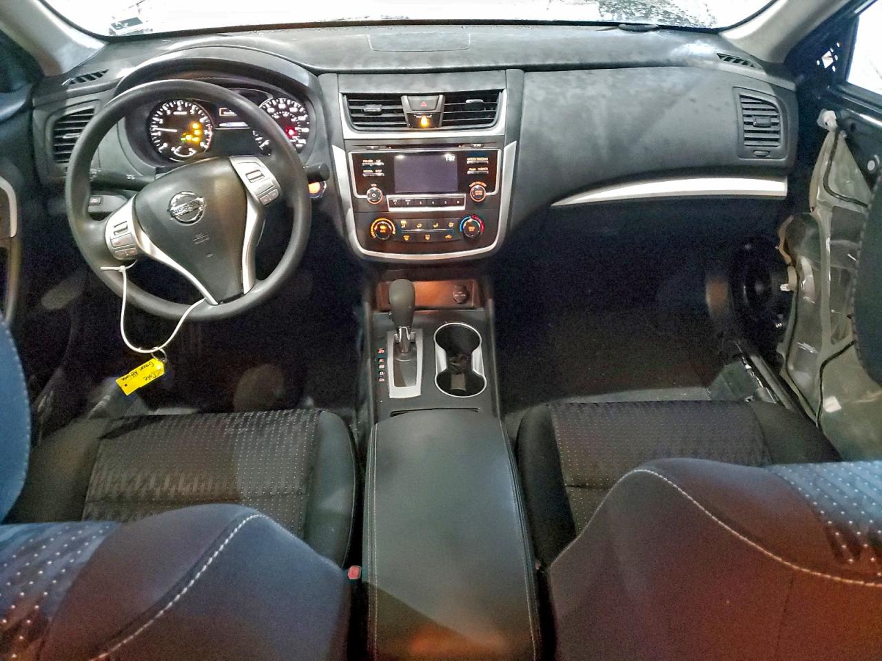 Nissan Altima 2.5 Image 10