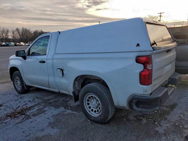 Chevrolet Silverado C1500 Image 2