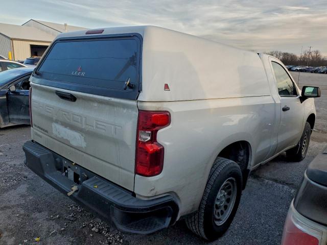 Chevrolet Silverado C1500 Image 4