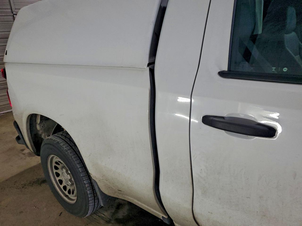 Chevrolet Silverado C1500 Image 9