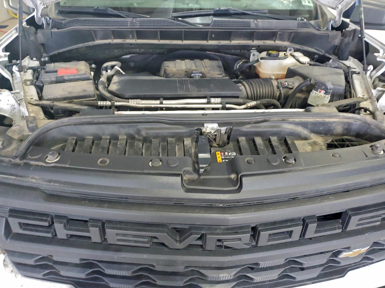 Chevrolet Silverado C1500 Image 5