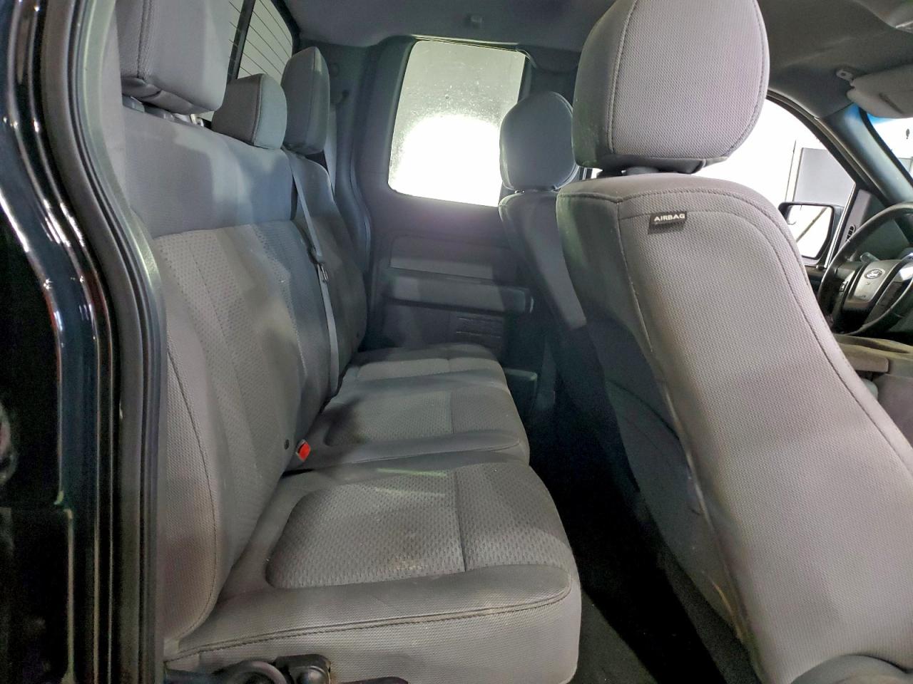 Ford F-150 Super Cab Image 10