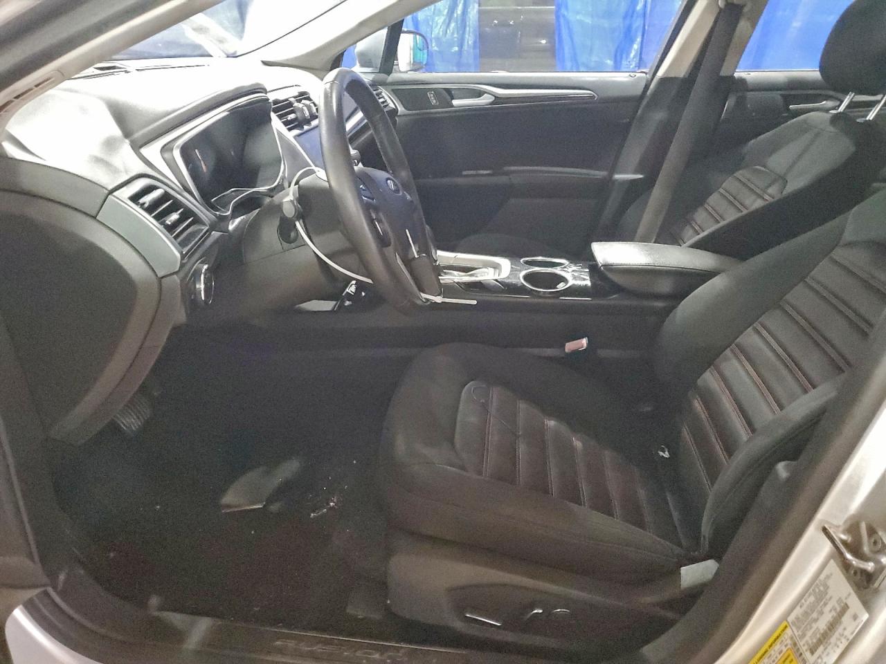 Ford Fusion Se Image 8