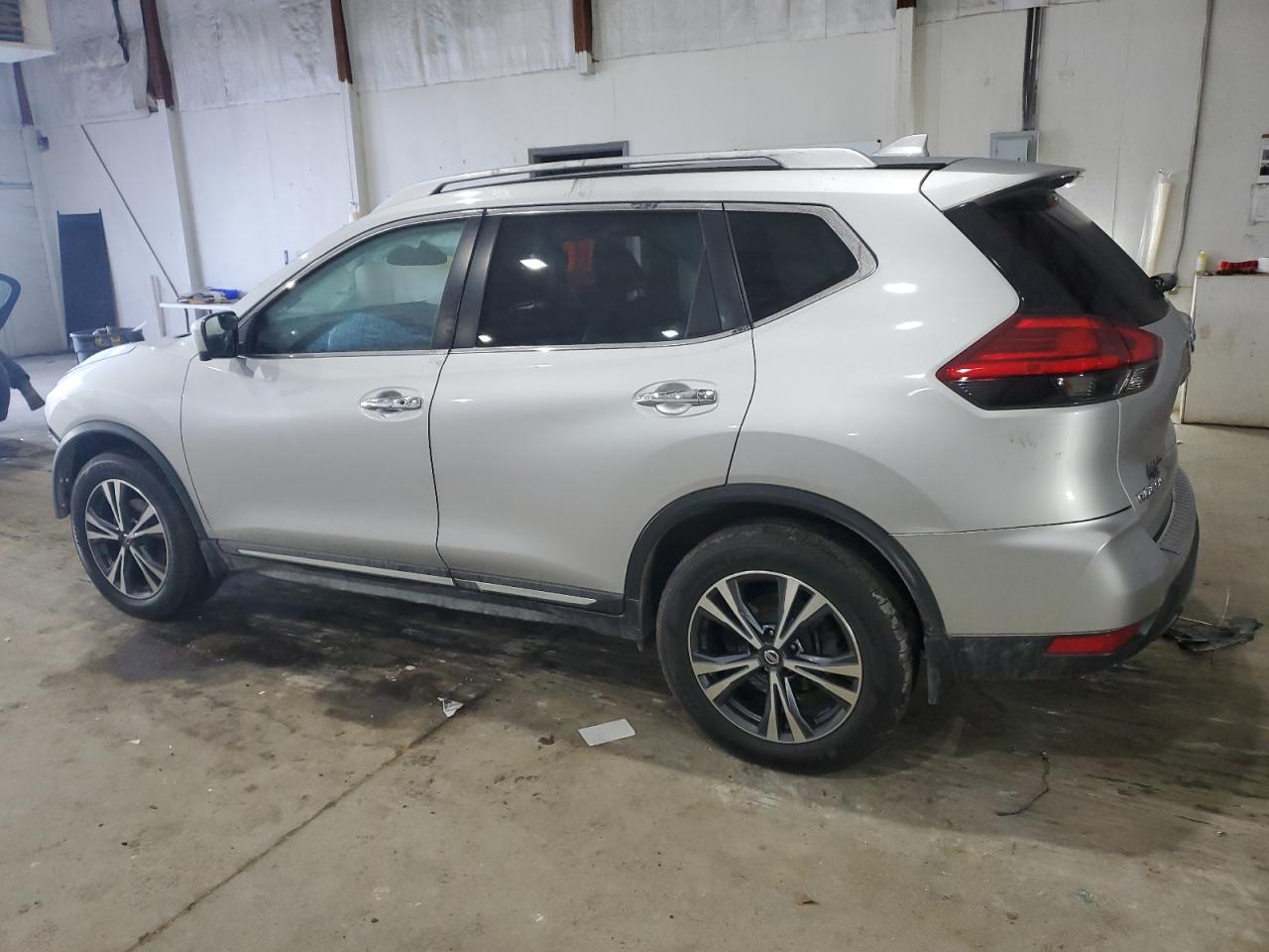 Nissan Rogue S Image 9