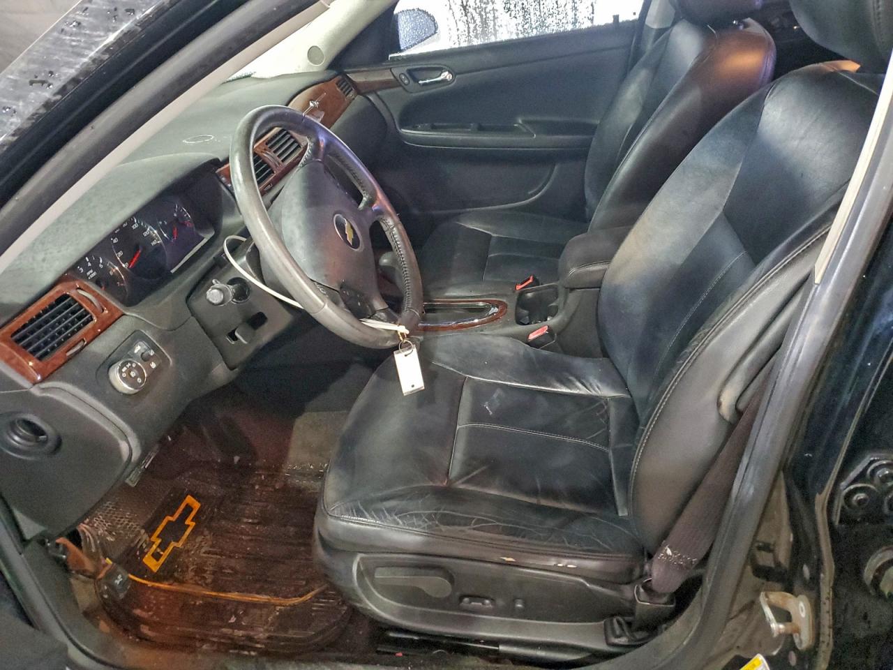 Chevrolet Impala Ltz Image 6