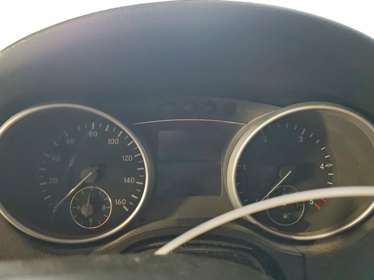 Mercedes-Benz M-Class 350 Bluetec Image 6