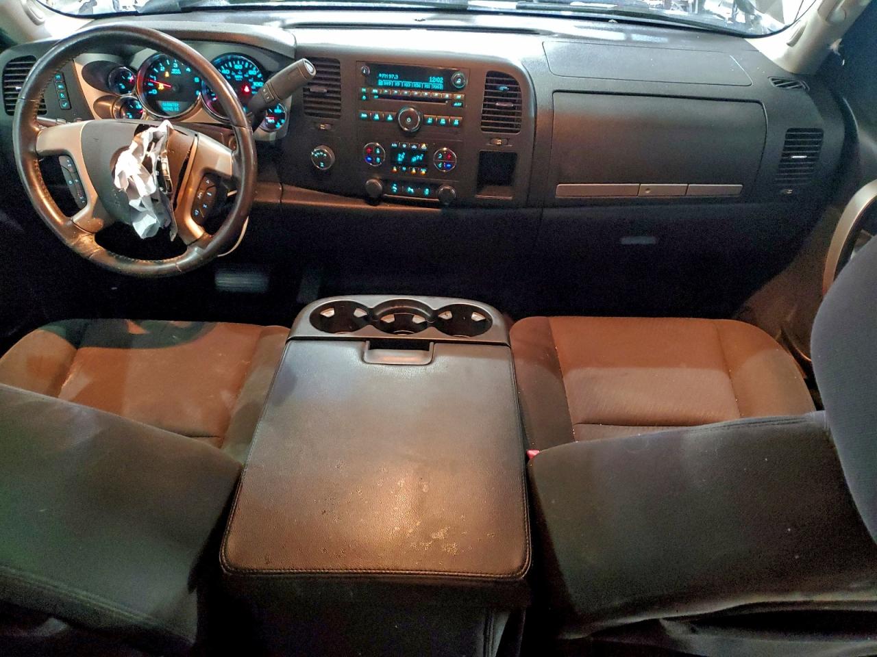 Chevrolet Silverado K1500 Lt Image 3