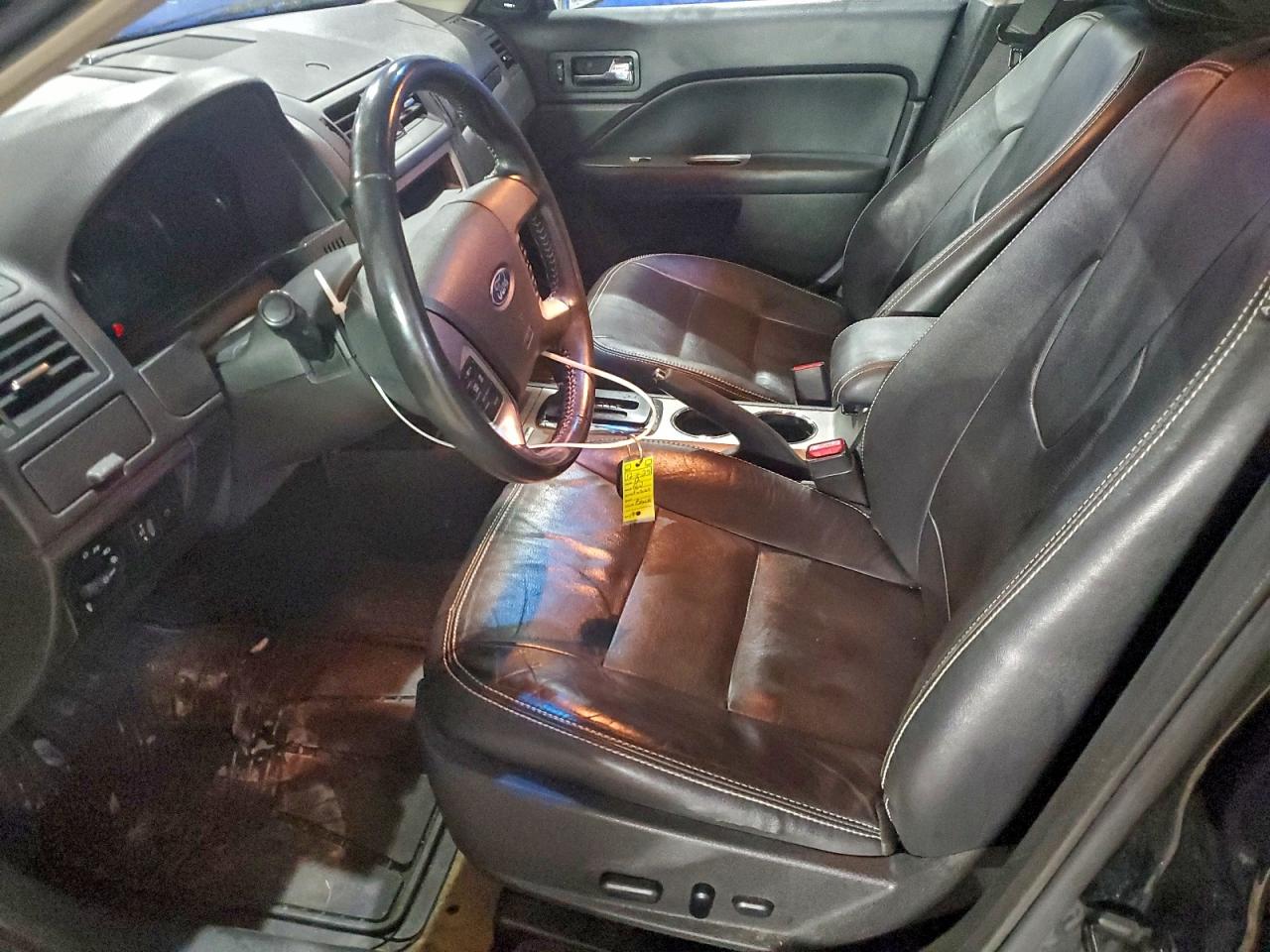 Ford Fusion Sel Image 8