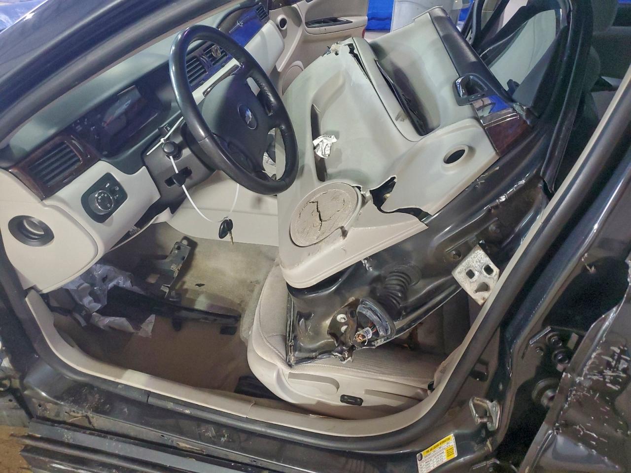 Chevrolet Impala Ls Image 9