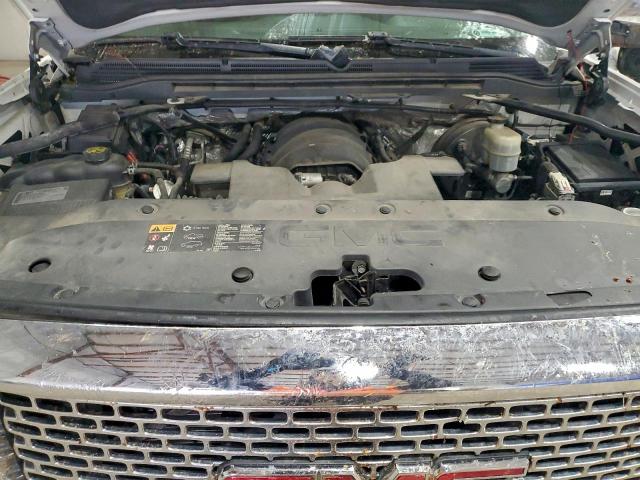 GMC Sierra K1500 Denali Image 3