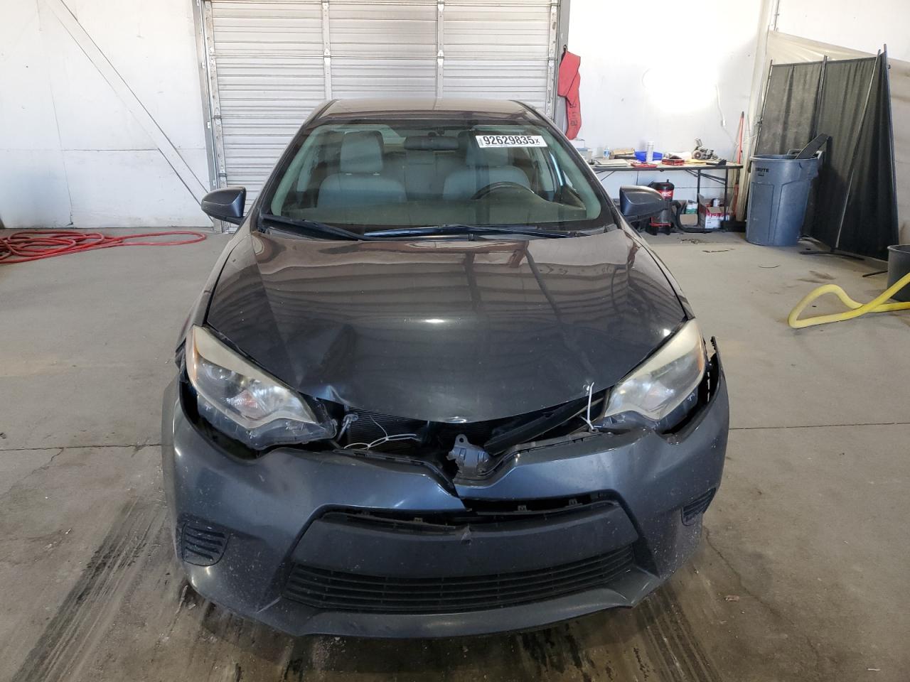 Toyota Corolla L Image 6