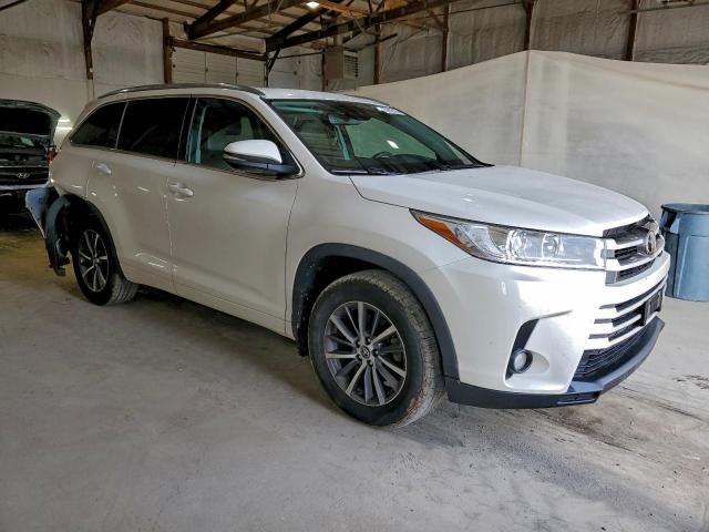 Toyota Highlander Se Image 7