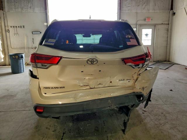 Toyota Highlander Se Image 5