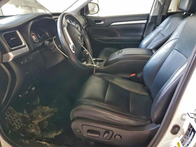 Toyota Highlander Se Image 4