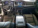Toyota Highlander Se Image 11