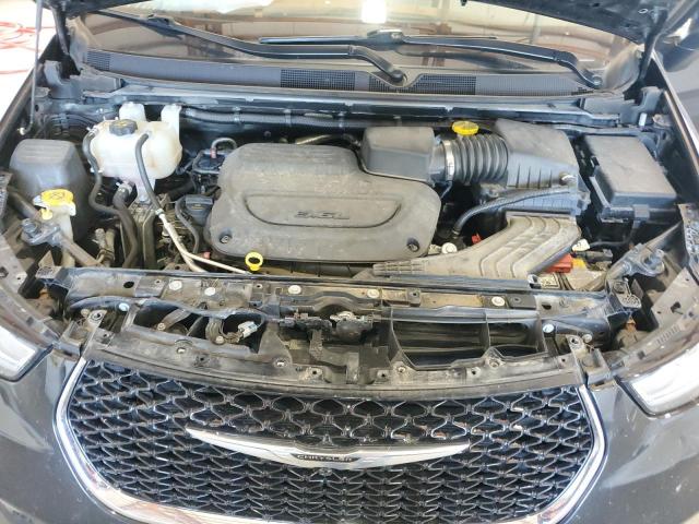 Chrysler Pacifica Touring L Image 6