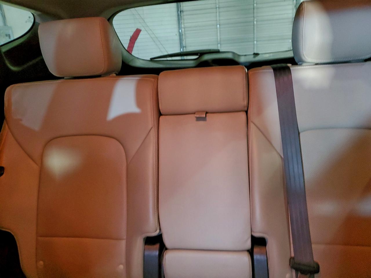 Hyundai SANTA FE Image 13