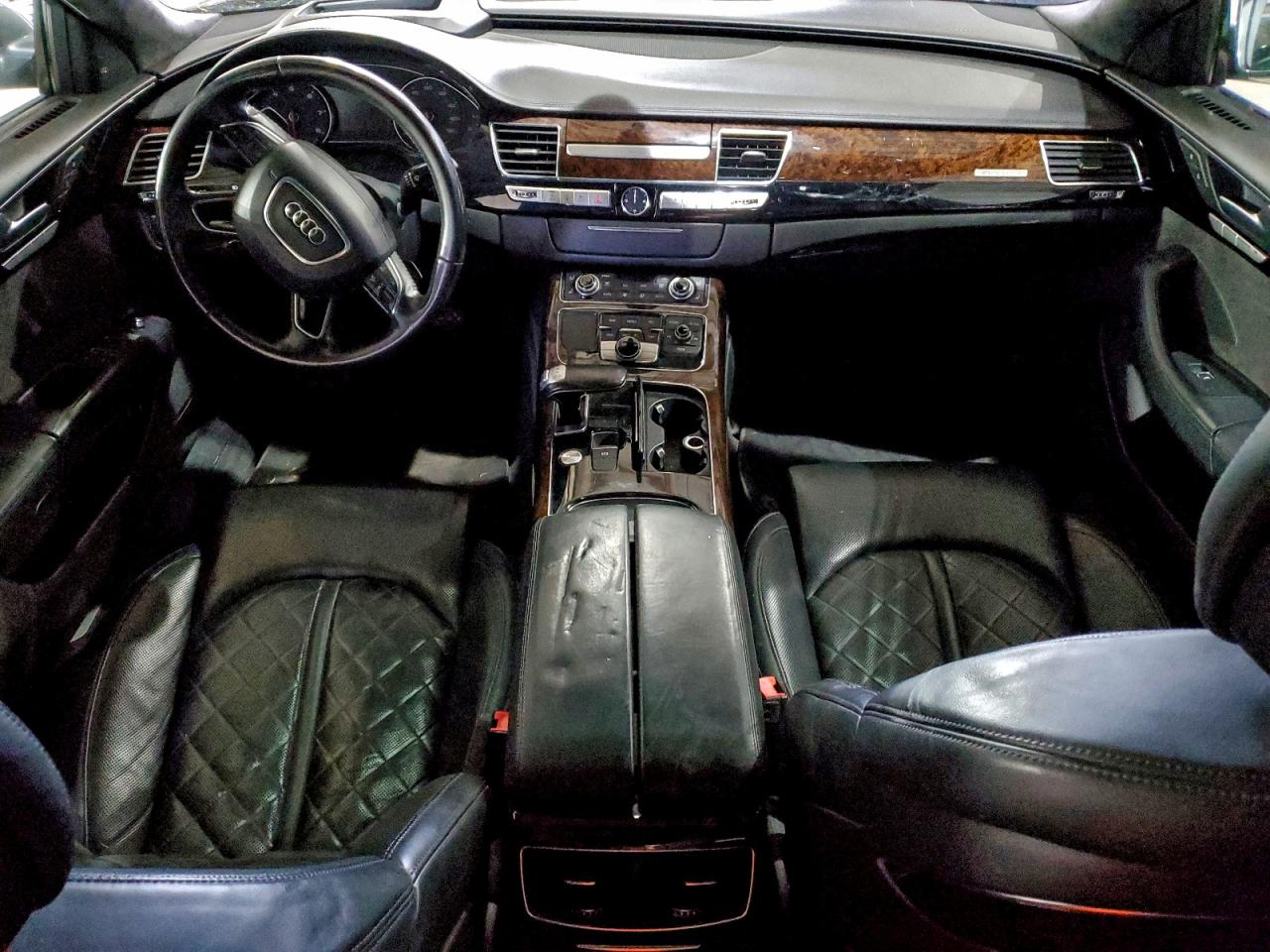 Audi A8 L Quattro Image 10