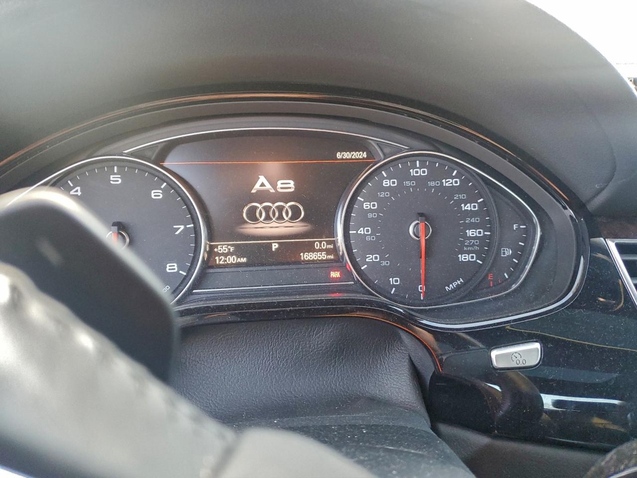 Audi A8 L Quattro Image 11