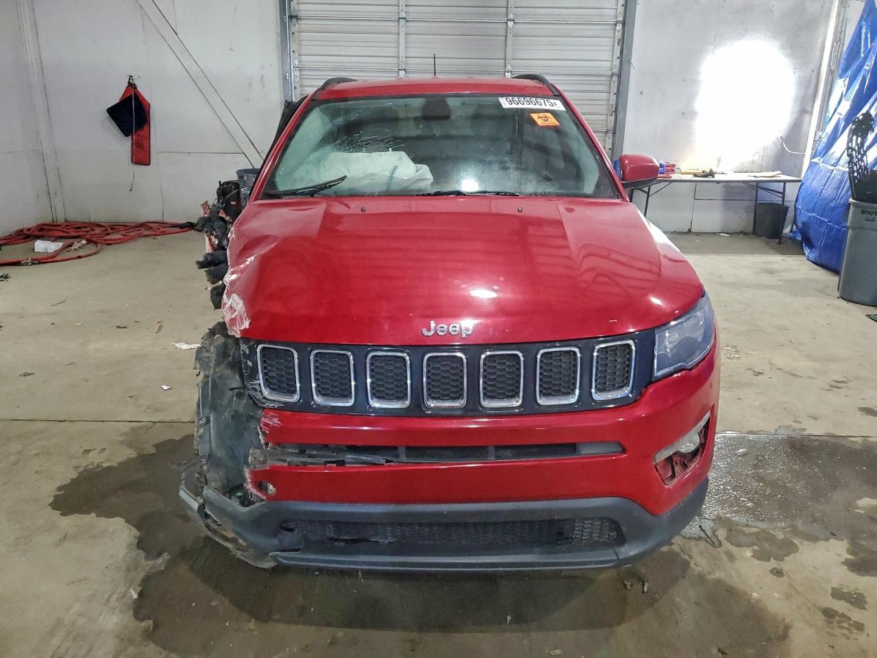 Jeep Compass Latitude Image 9