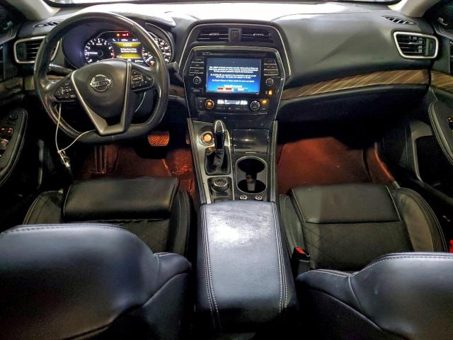 Nissan Maxima 3.5s Image 4